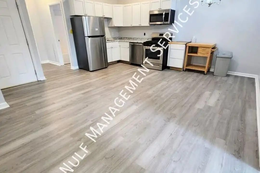5312 Butler St – photo 1