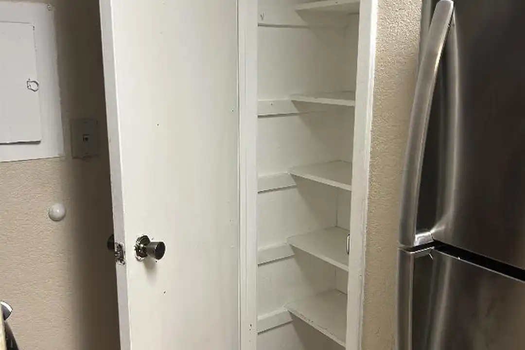 7600 Emmett F Lowry Expy - View 6