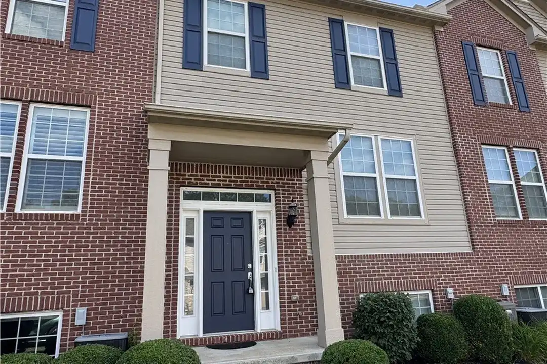 393 Caleb Dr – photo 1