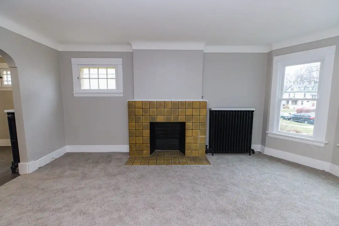 343 Boston Pl unit Lower – photo 1