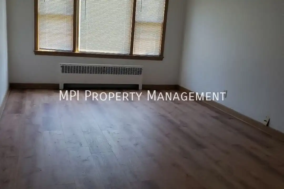 336 N 75th St - View 5