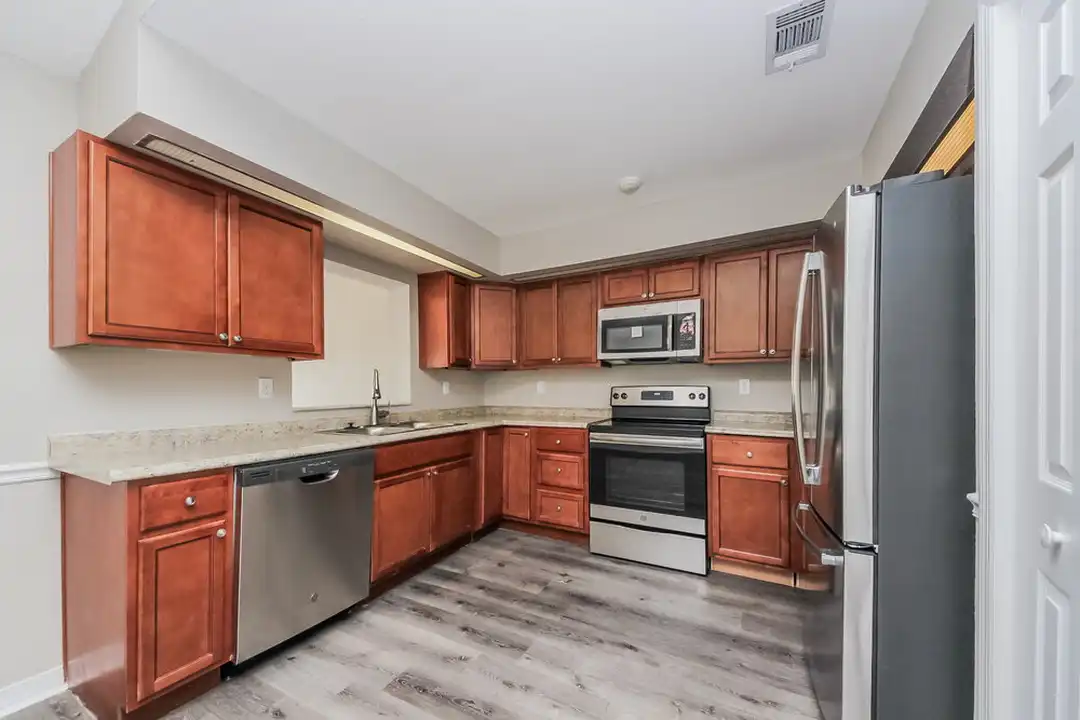 911 San Rafael Way - View 6