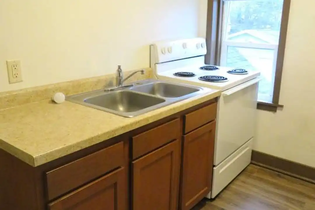 Apartment in Menomonie - View 2