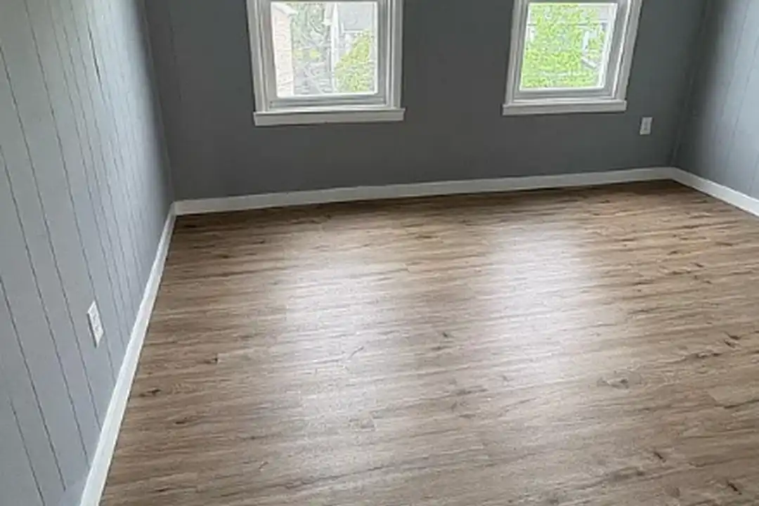 Apartment in Newark - View 5