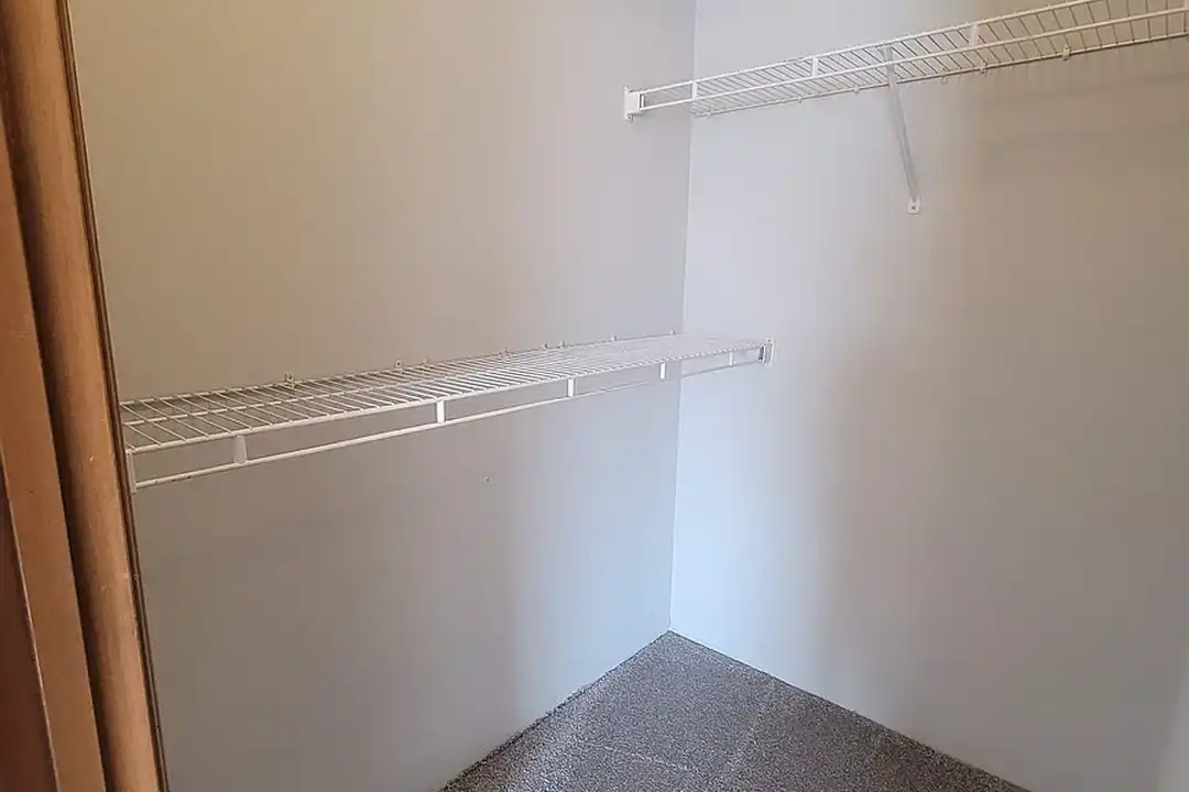 Laurel Wood Apartments – photo 1 of 29