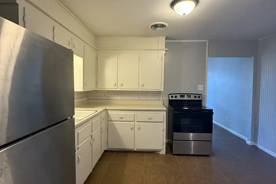 House in Lubbock - View 5