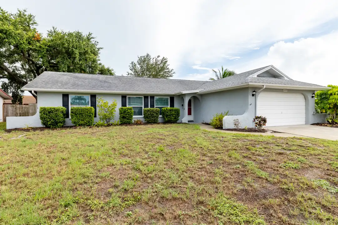 6103 10th Ave W – photo 1