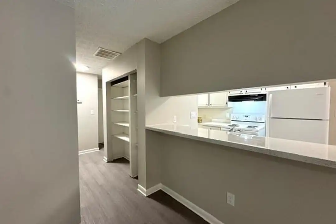 662 Bellemeade Dr SW unit D - View 6