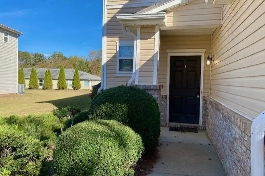 322 Oak Leaf Pl - View 2