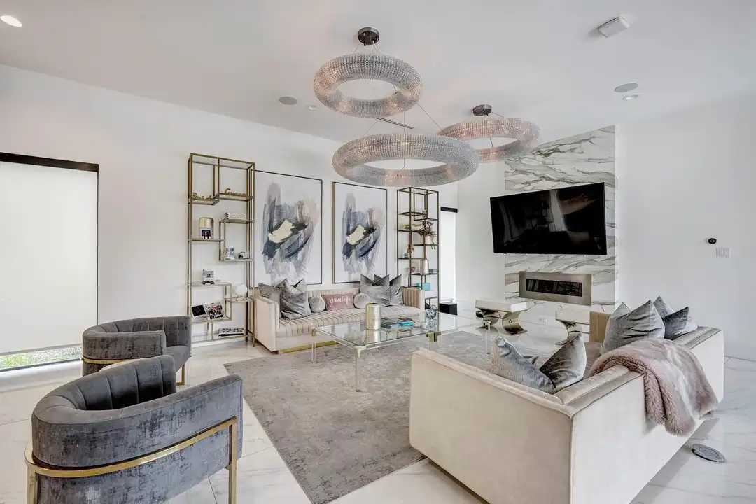 4028 Chatham Ln - View 4