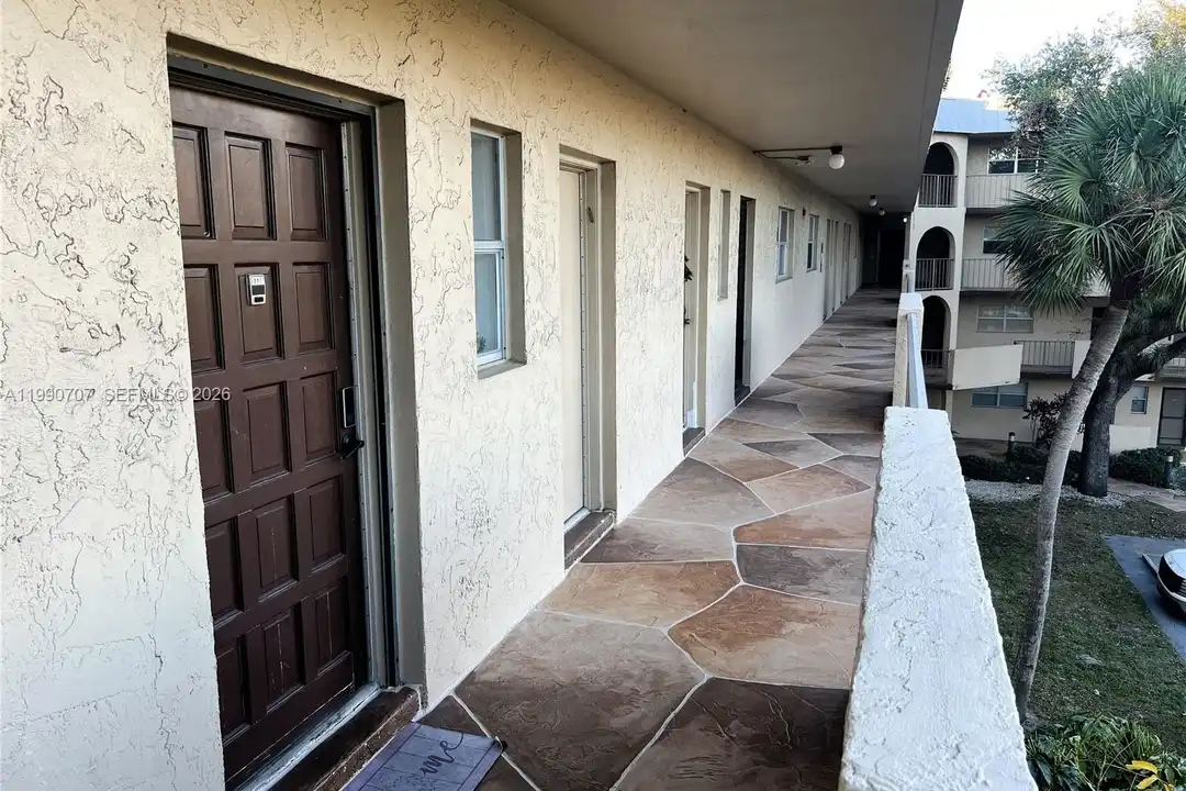 6301 N Falls Cir Dr #313 - View 5