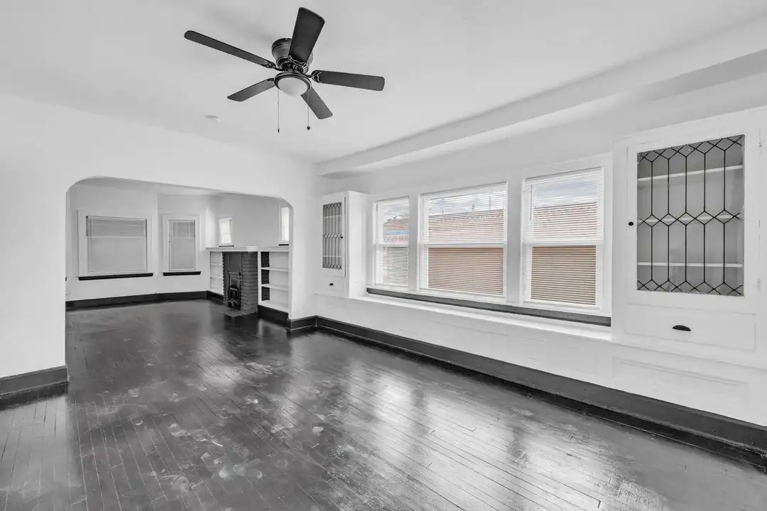 3058 E 116th St unit UP - View 5