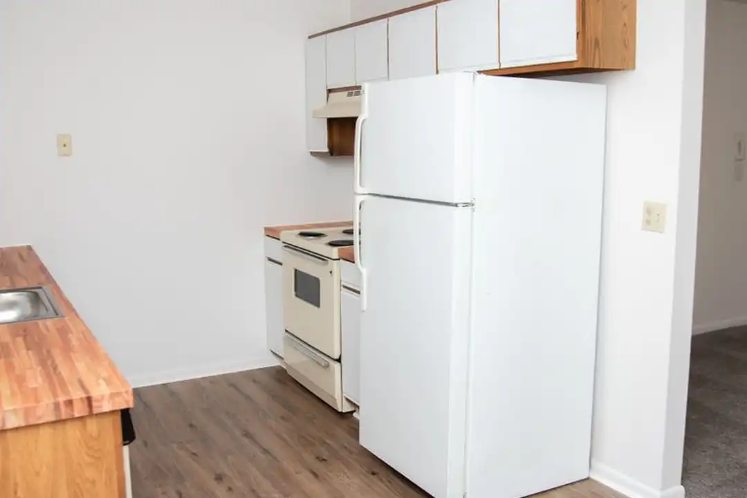 153 E High St unit #102 - View 3