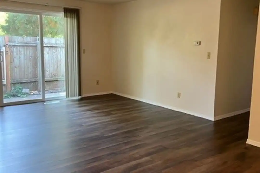 4975 13th Ave NE unit 4986 - View 2