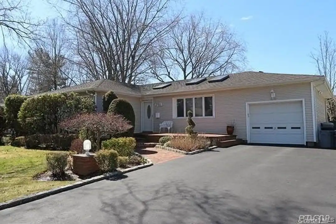 46 Marian Ln – photo 1 of 20