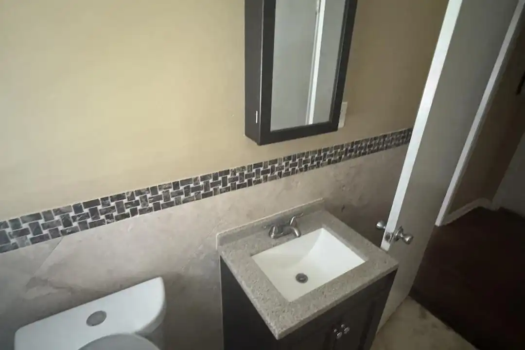 2514 Riggs Dr - View 4