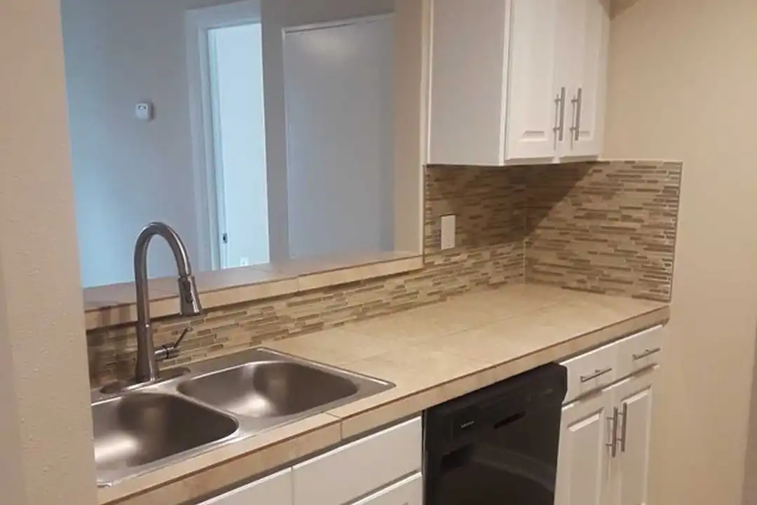 Apartment in Houston - View 2