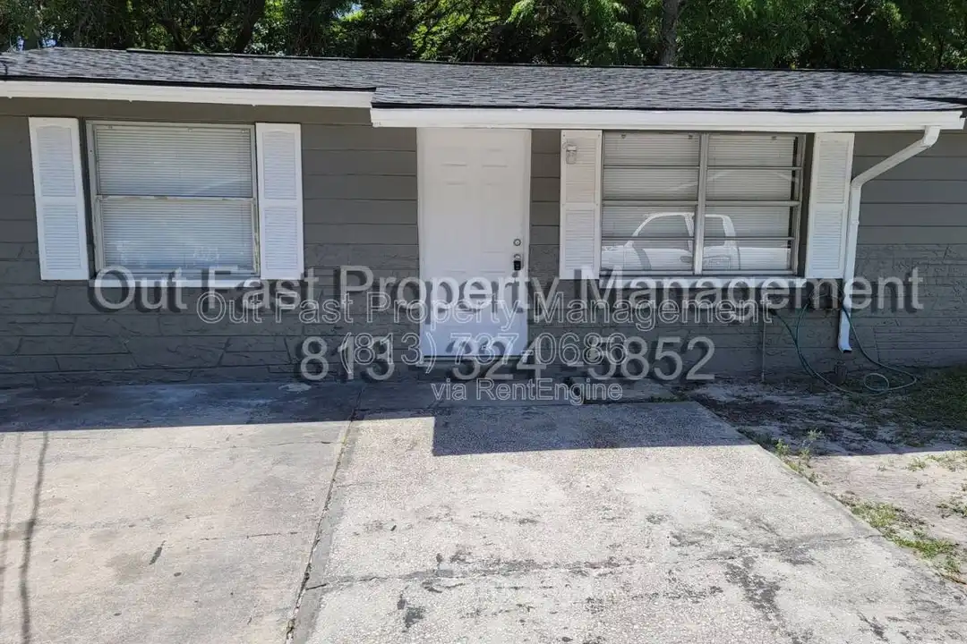 8400 Sunnydale Dr – photo 1 of 10