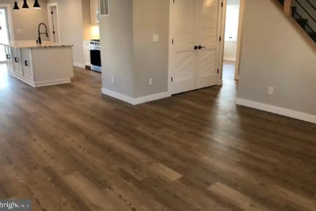 92 Pennwood Dr - View 4