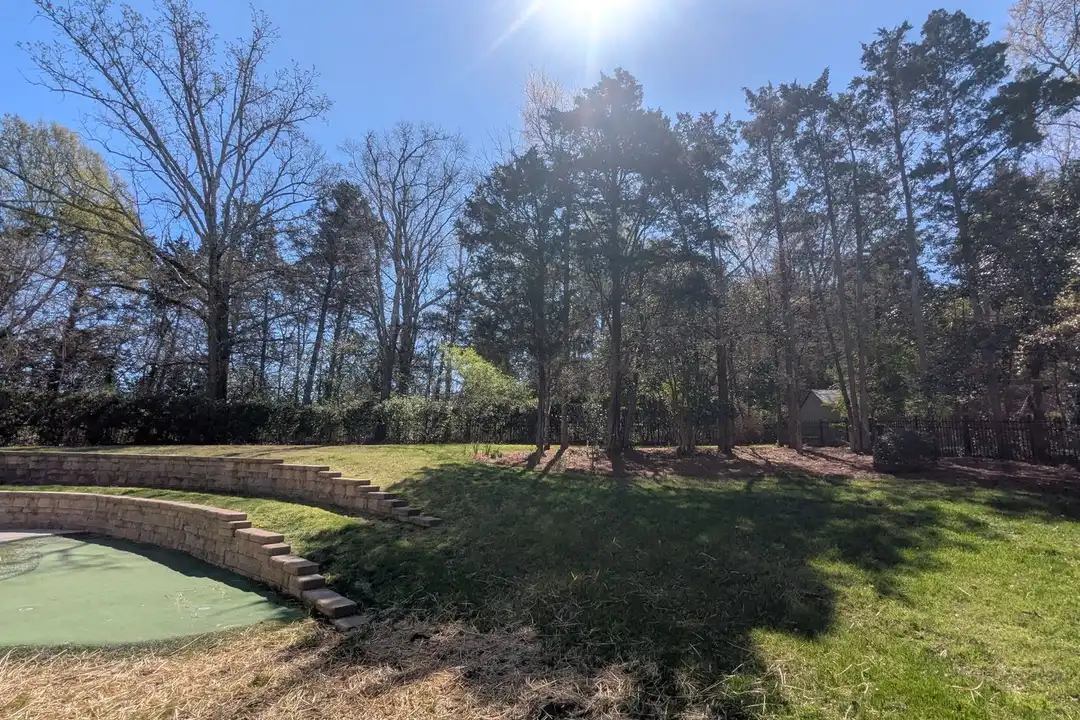 7894 Woodmere Dr - View 4