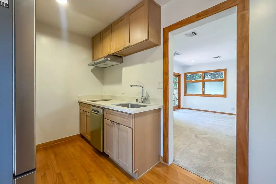 3517 Beethoven St - View 4