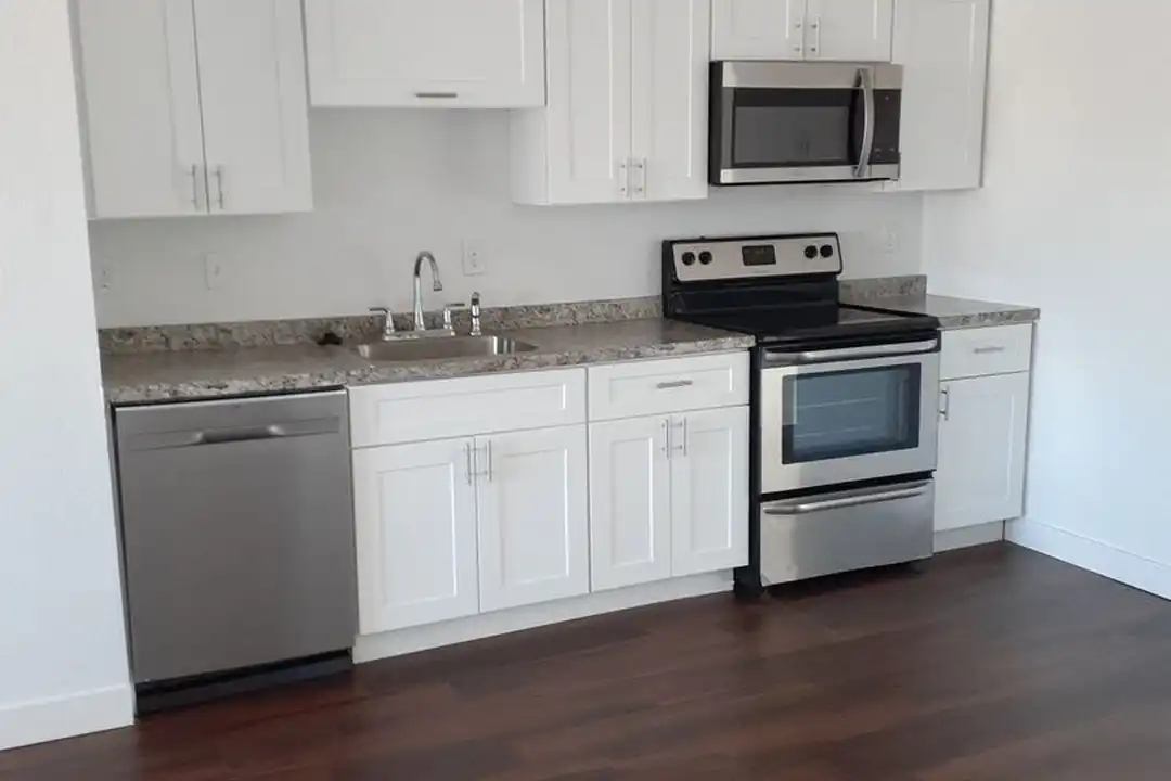 5408 S 44th Pl - View 2