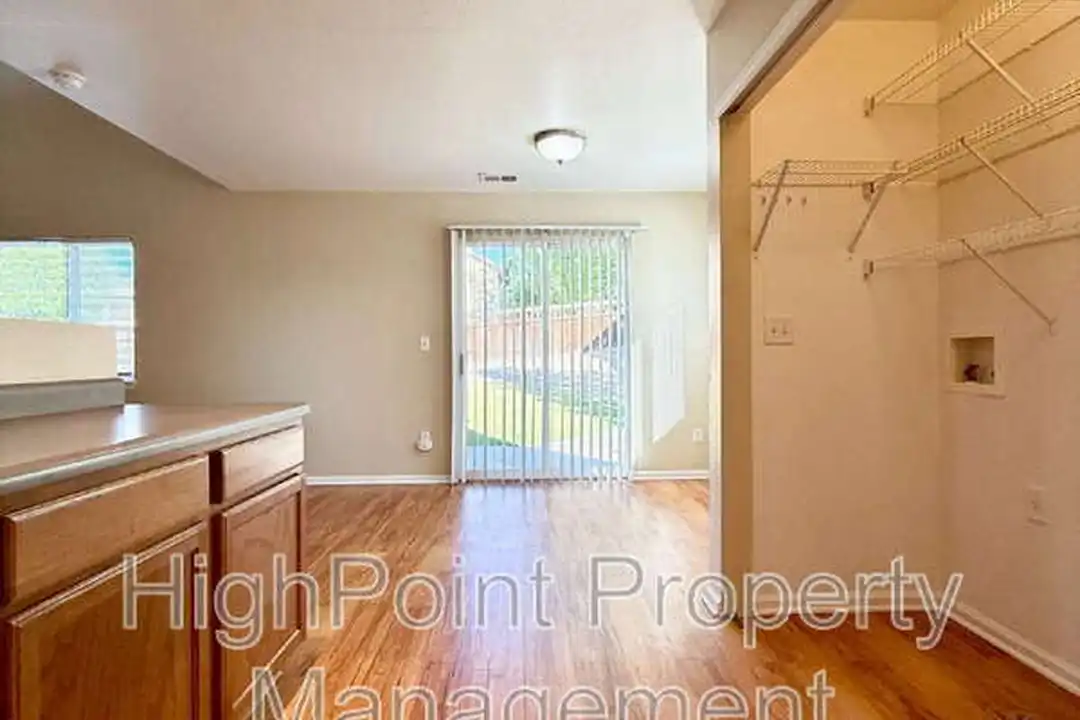 5187 Pelican St - View 6