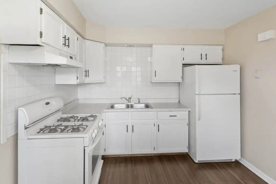 11212 1st St #4 - View 3