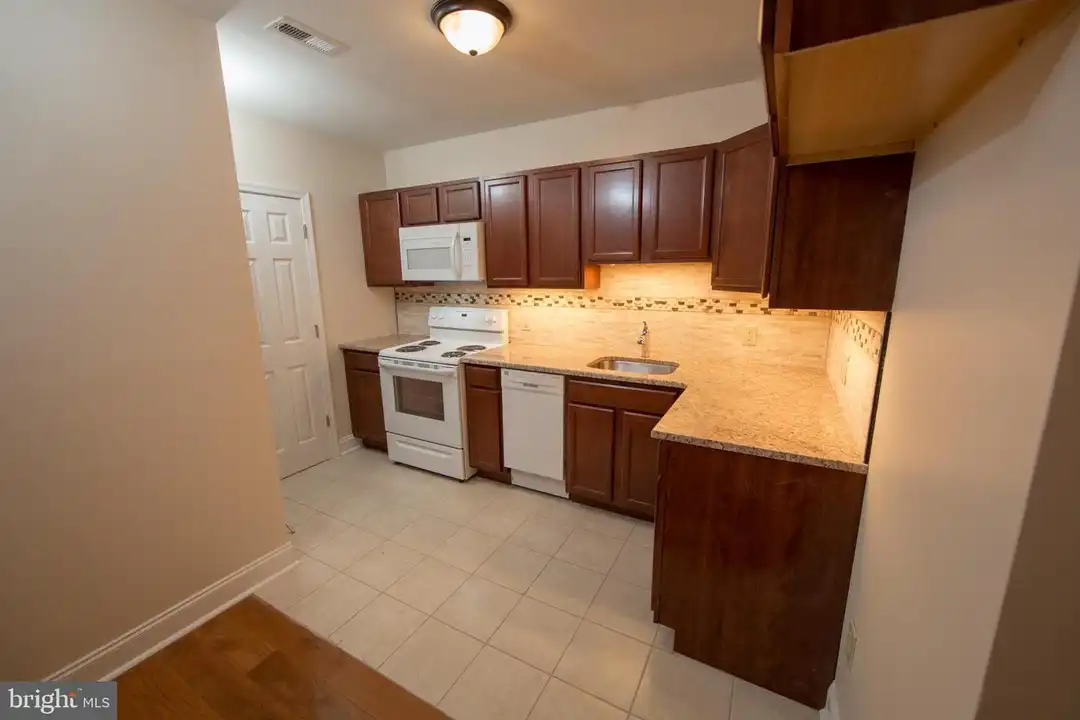 Apartment in West Chester - View 3