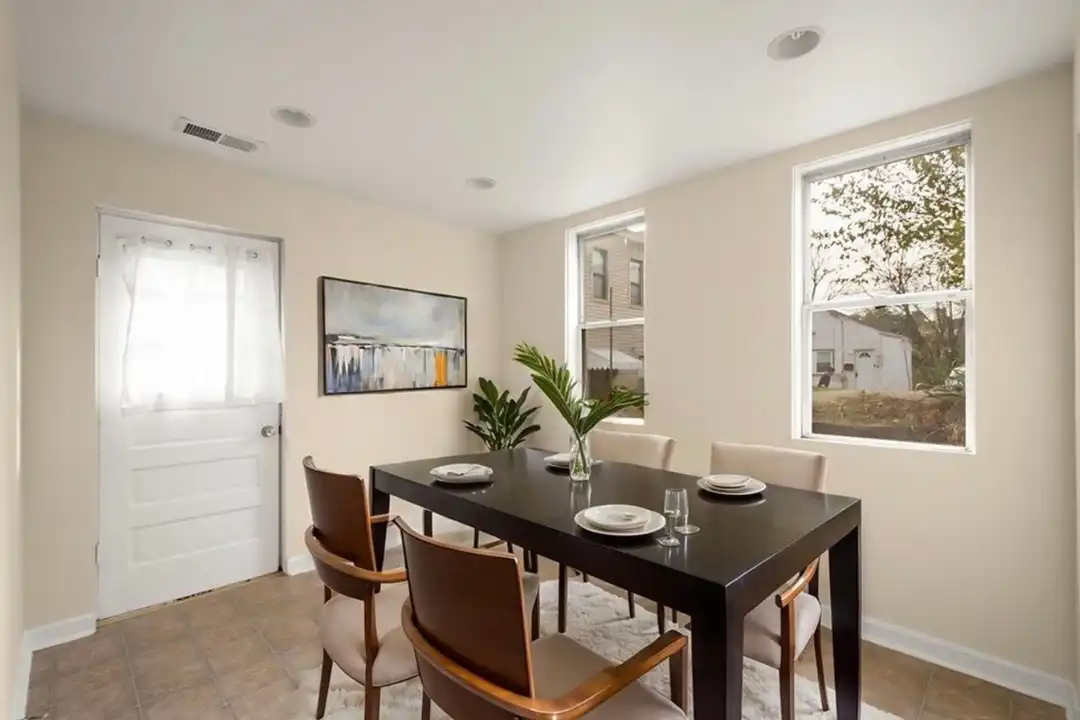 1934 Huron St - View 5