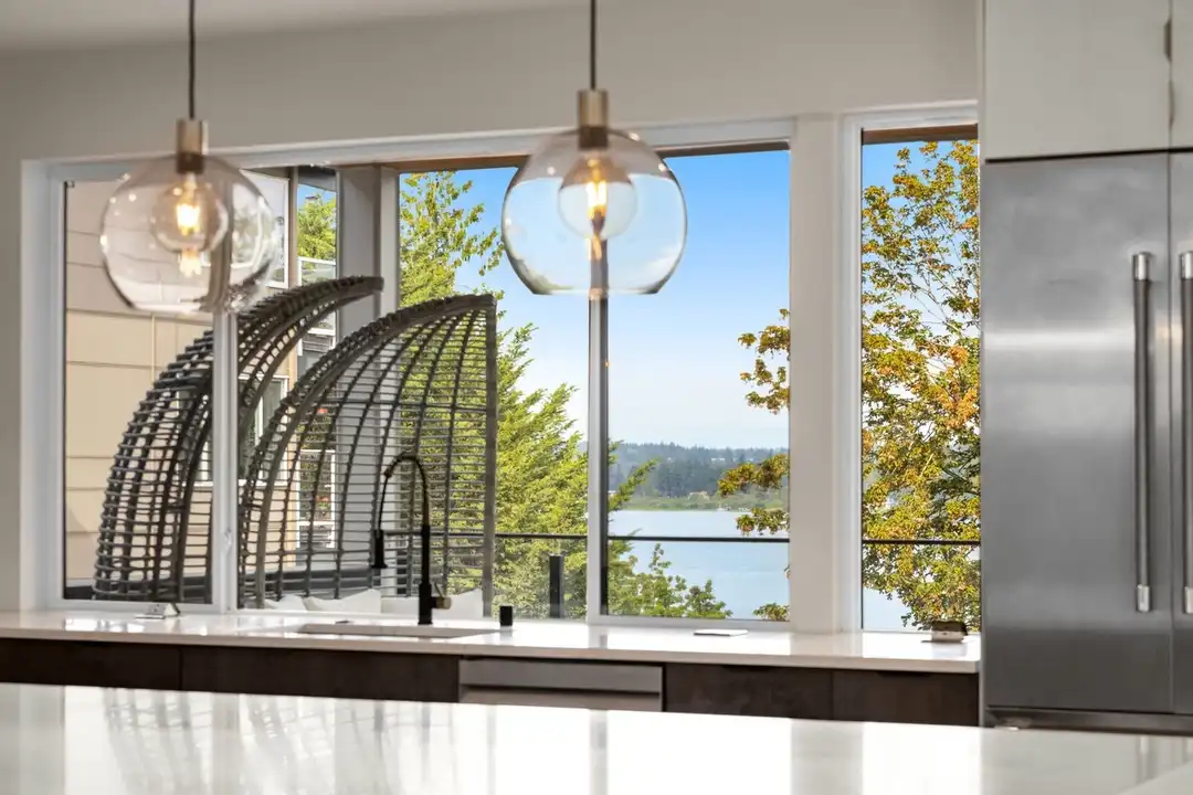 3832 NE 155th St - View 4