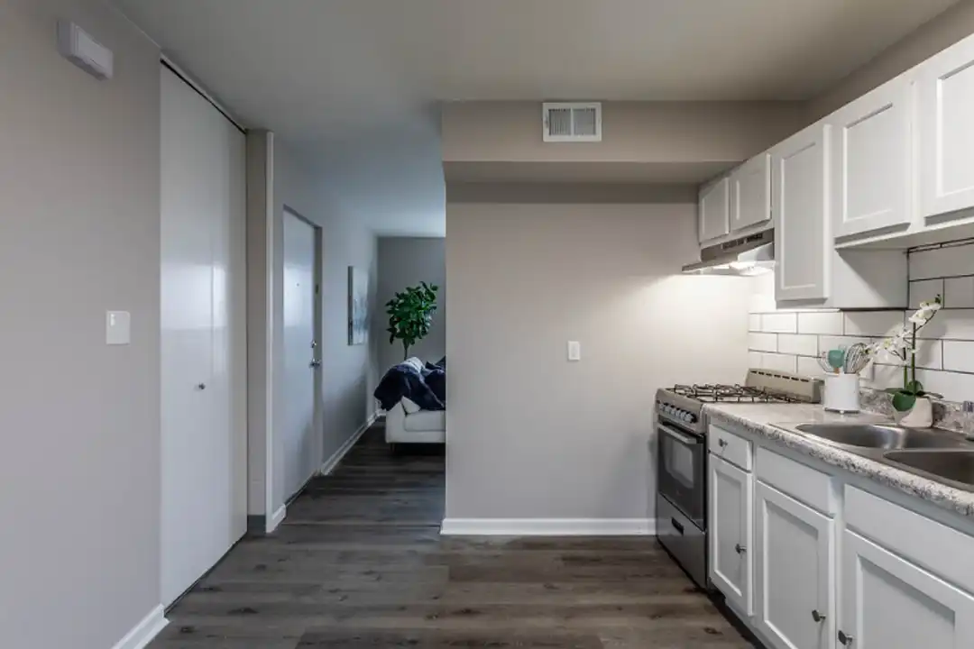 Highland Terrace Apartments – photo 1 of 6