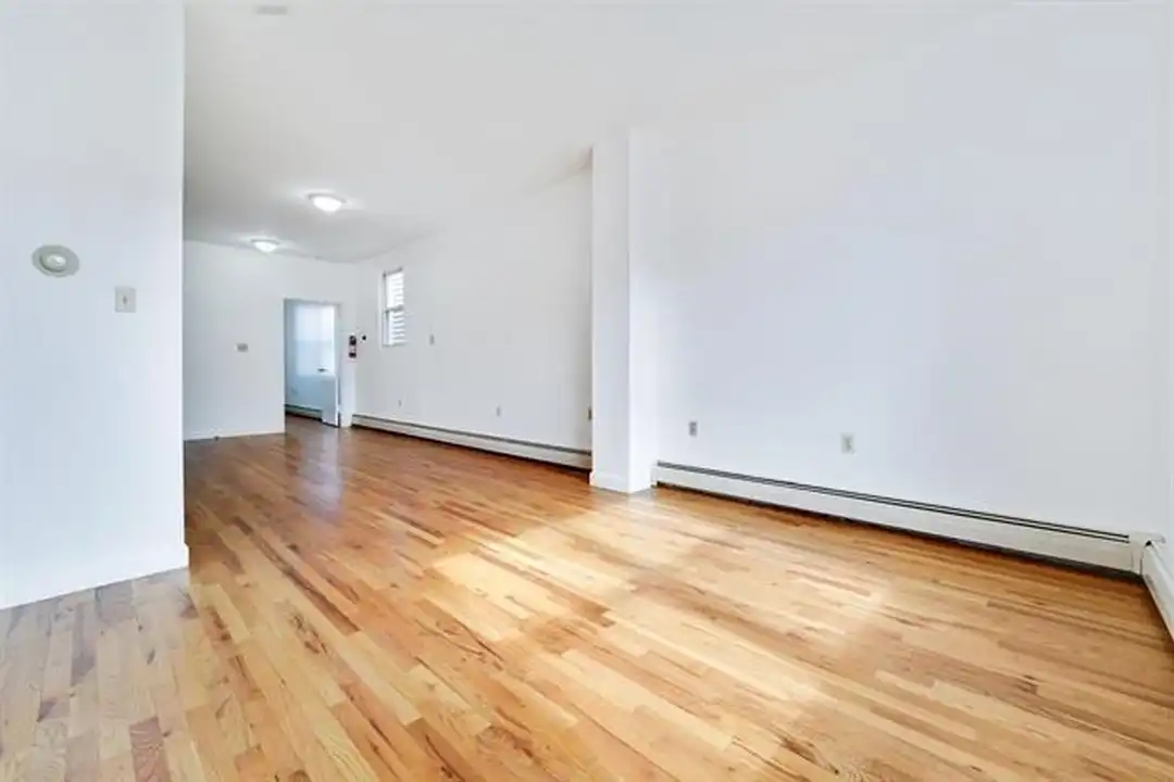 514 4th St unit 3 - View 4