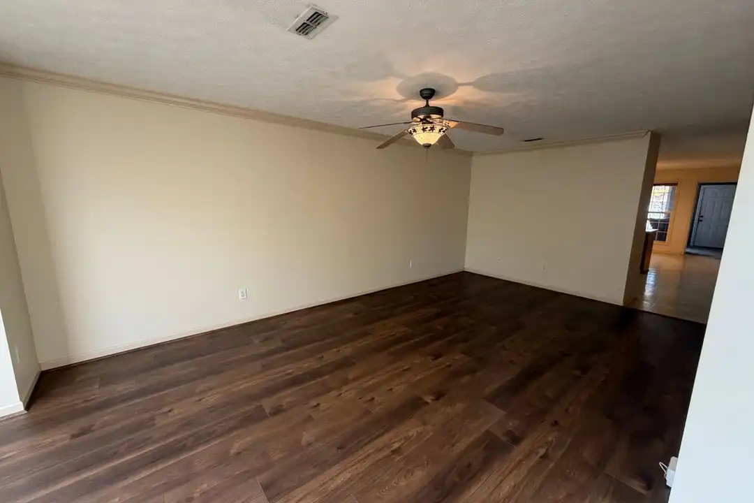 House in Jacksonville - View 4