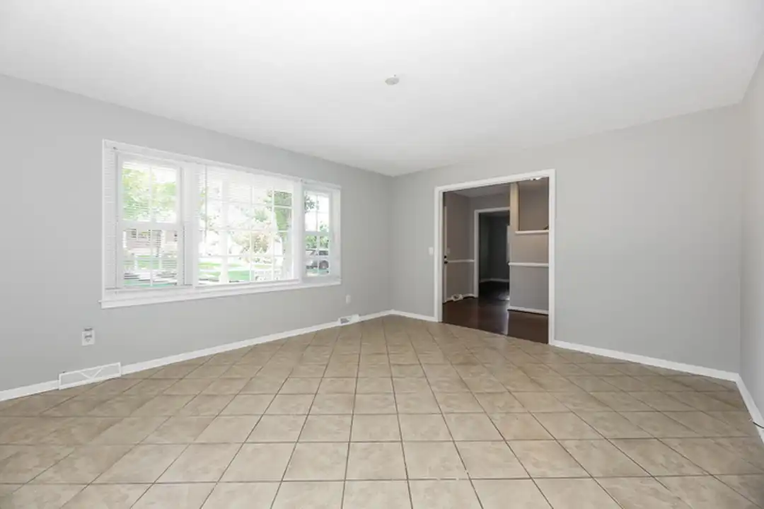 107 Windsor St - View 5