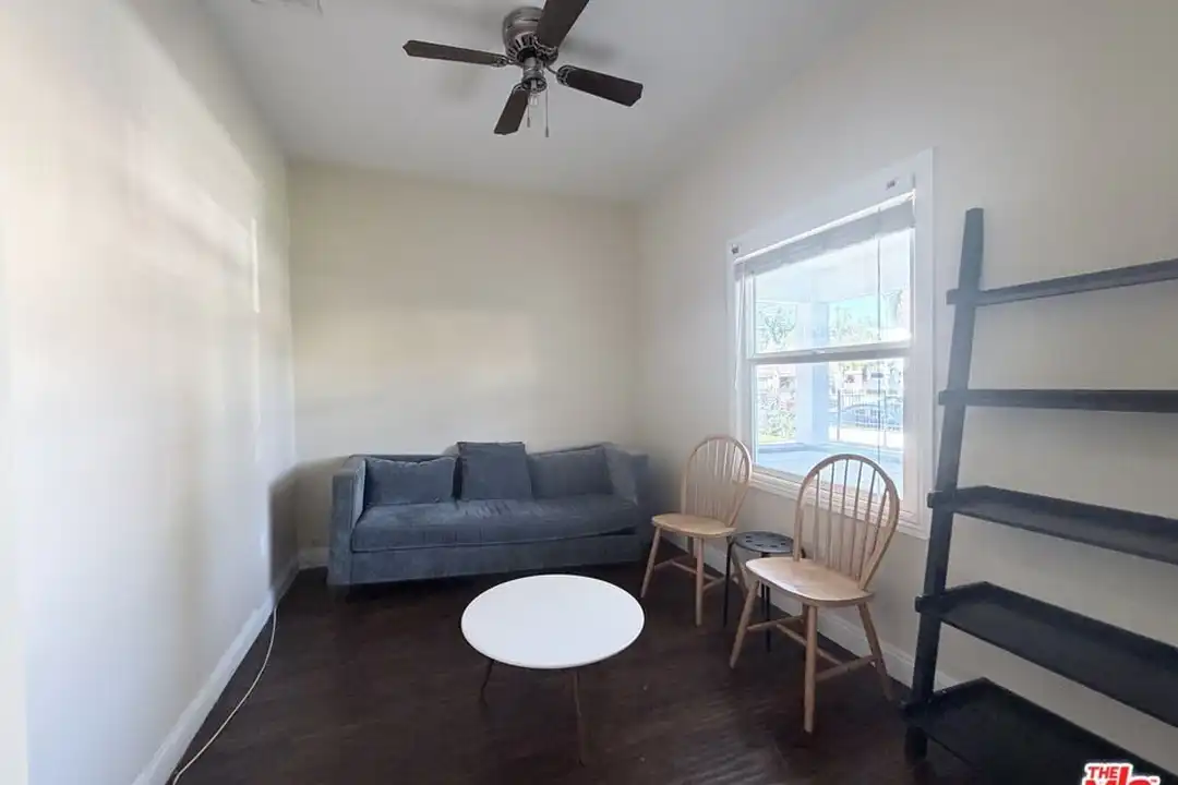 1254 W 37th Dr #1248 – pohled 3