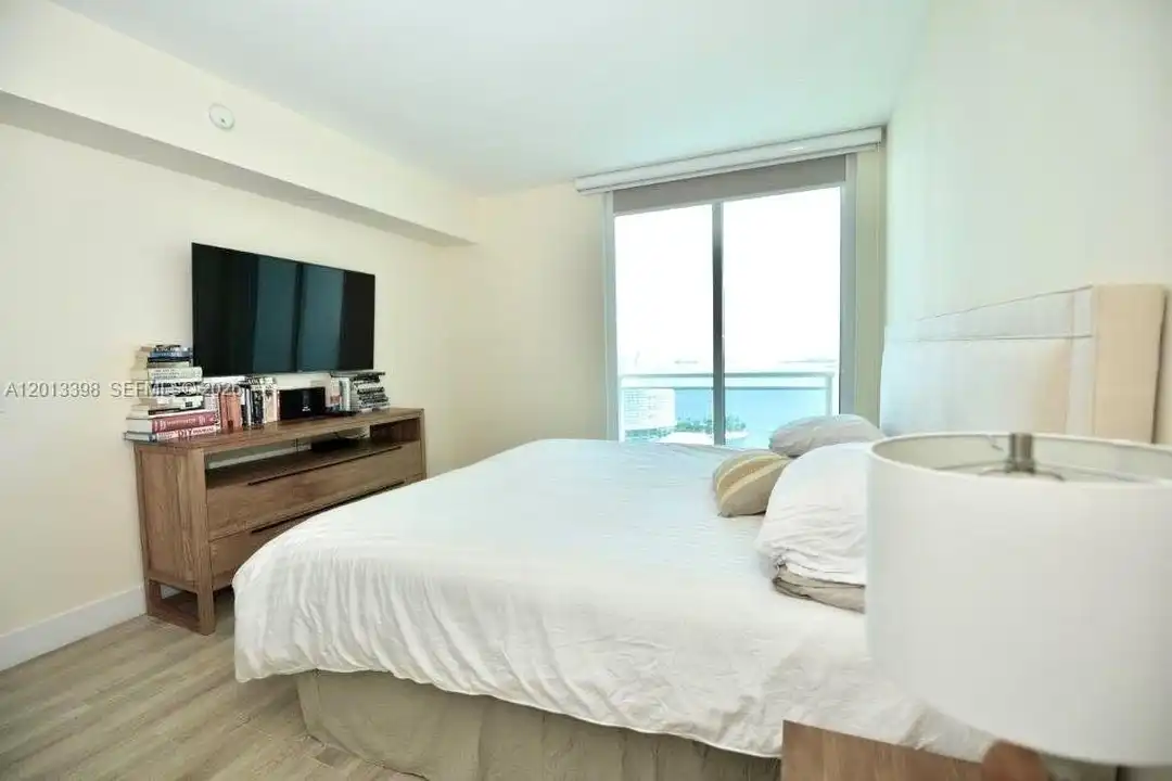 951 Brickell Ave #3104 - More