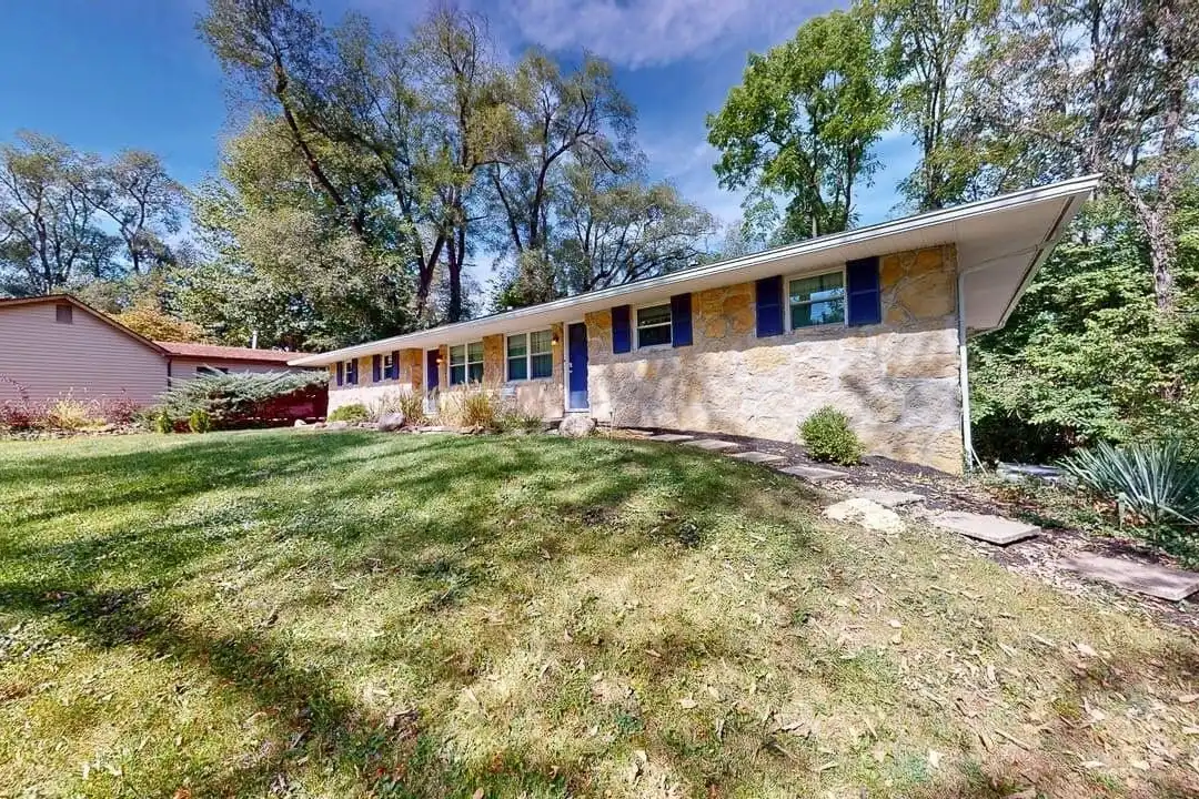 32 Marion St – photo 1