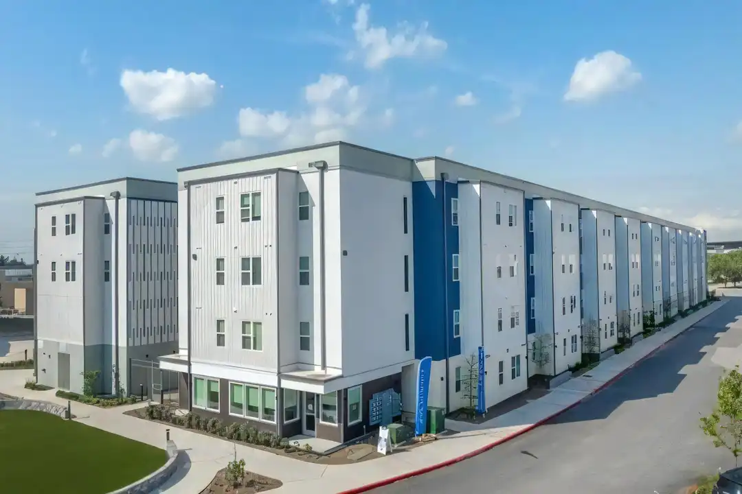 12217 Greenspoint Dr unit # 233 – photo 1