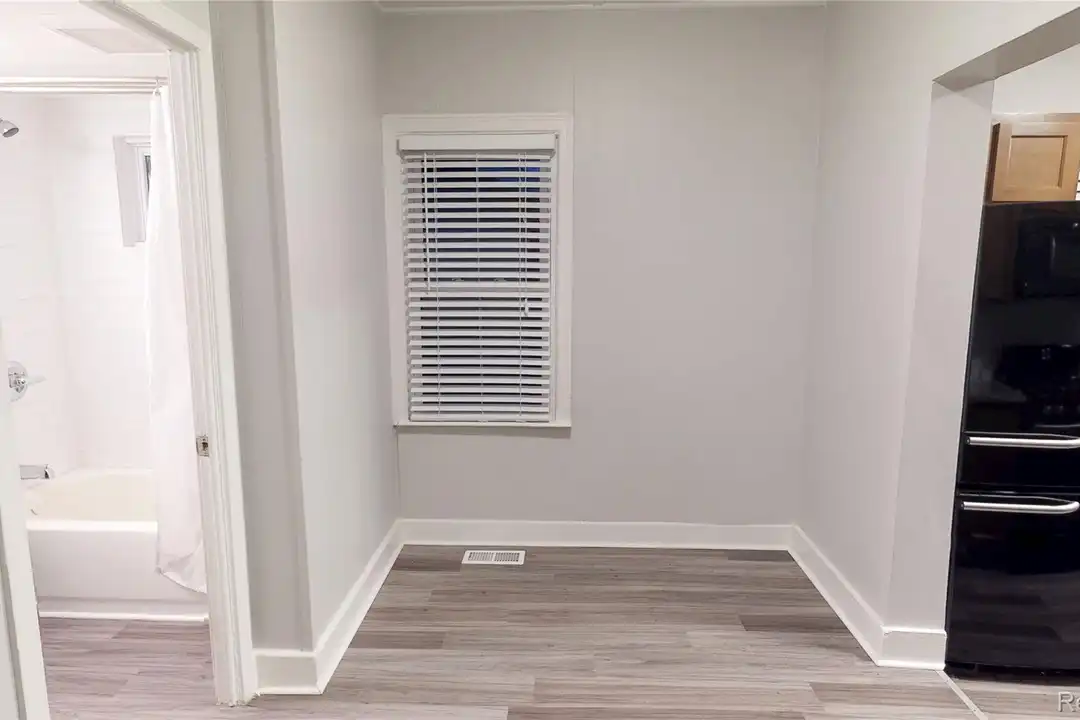 4015 Oak Knoll Rd - View 5