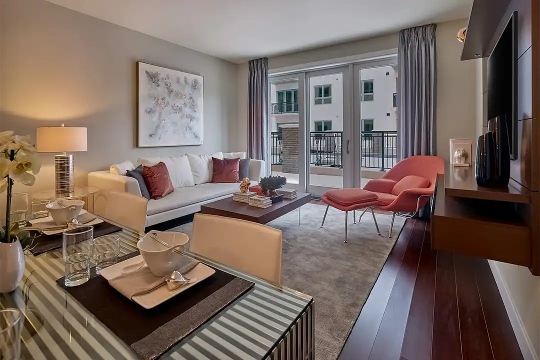 Apartment in Hoboken - View 5