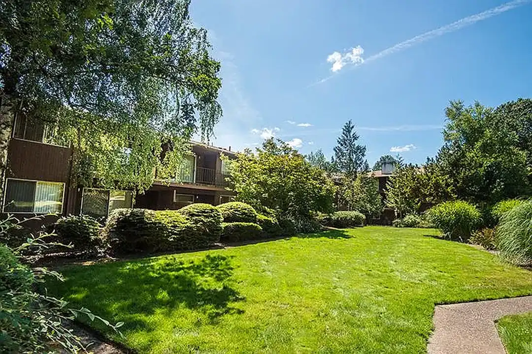Royal Oaks Apartments - Widok 4