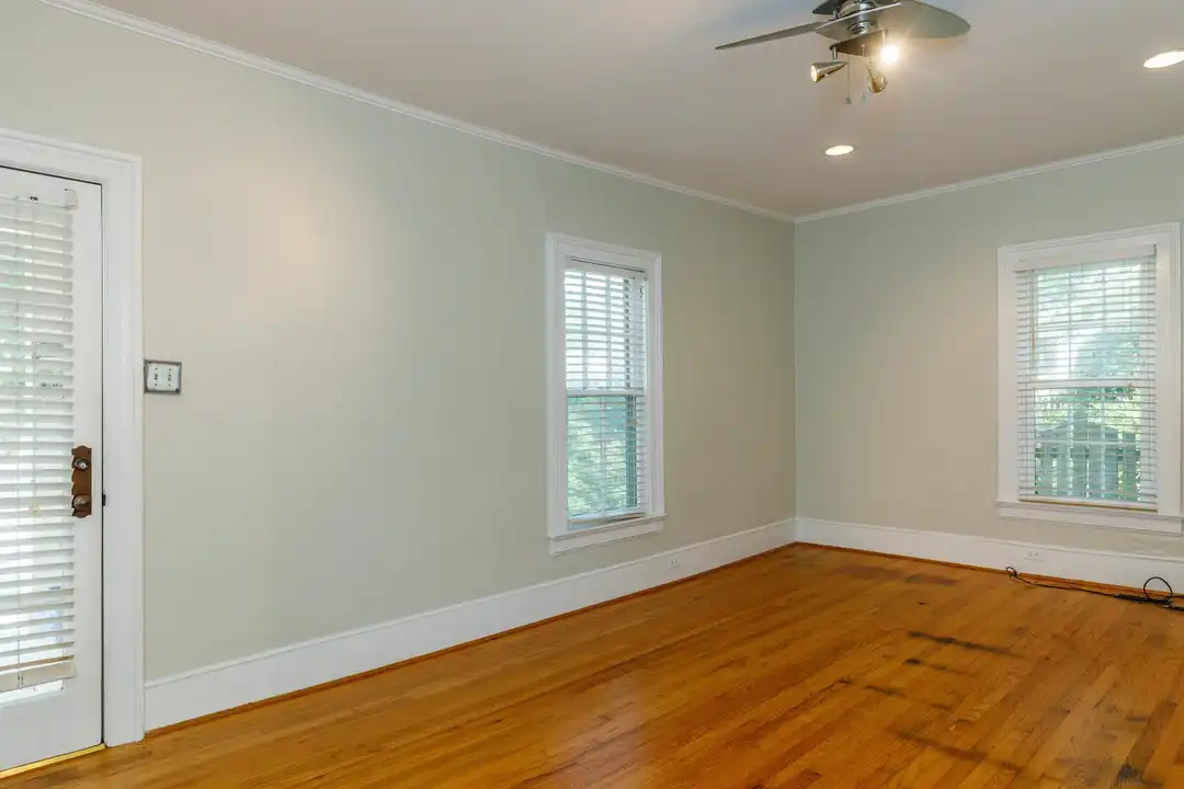 1514 Fairview Rd - View 6