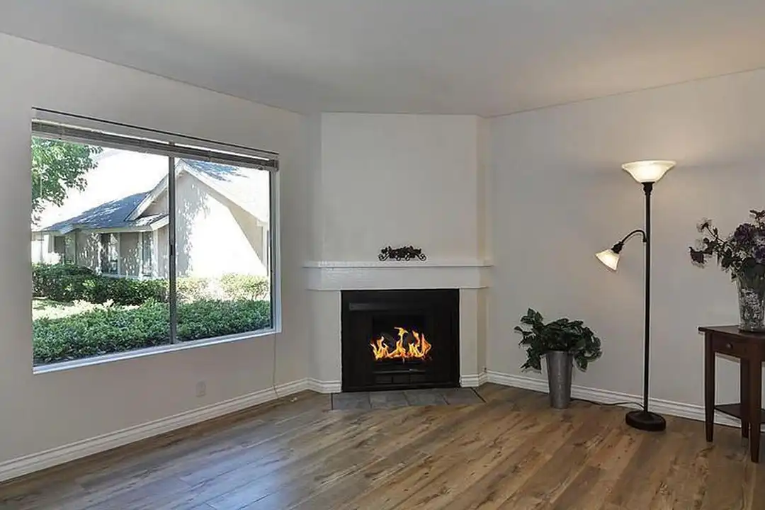 22 Elderglen - View 3