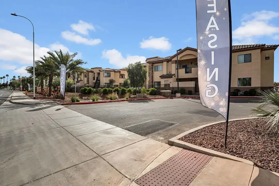 Desert Jewel Apartments - View 2