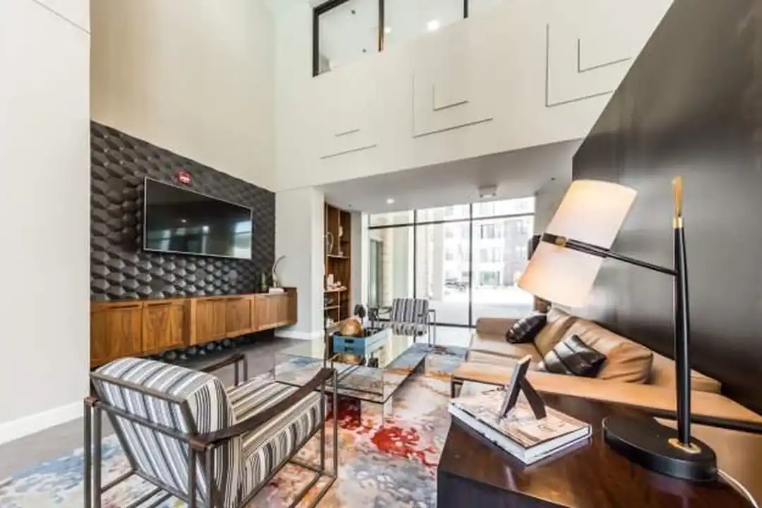 Apartment in Houston - View 2