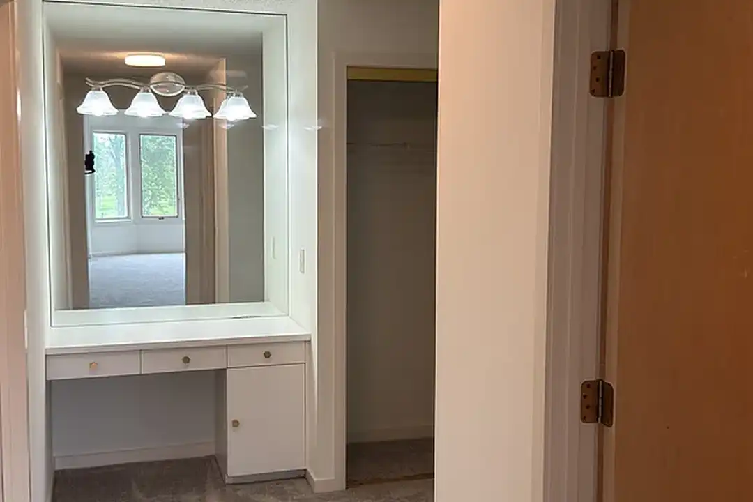 Chelsea Condos – photo 1