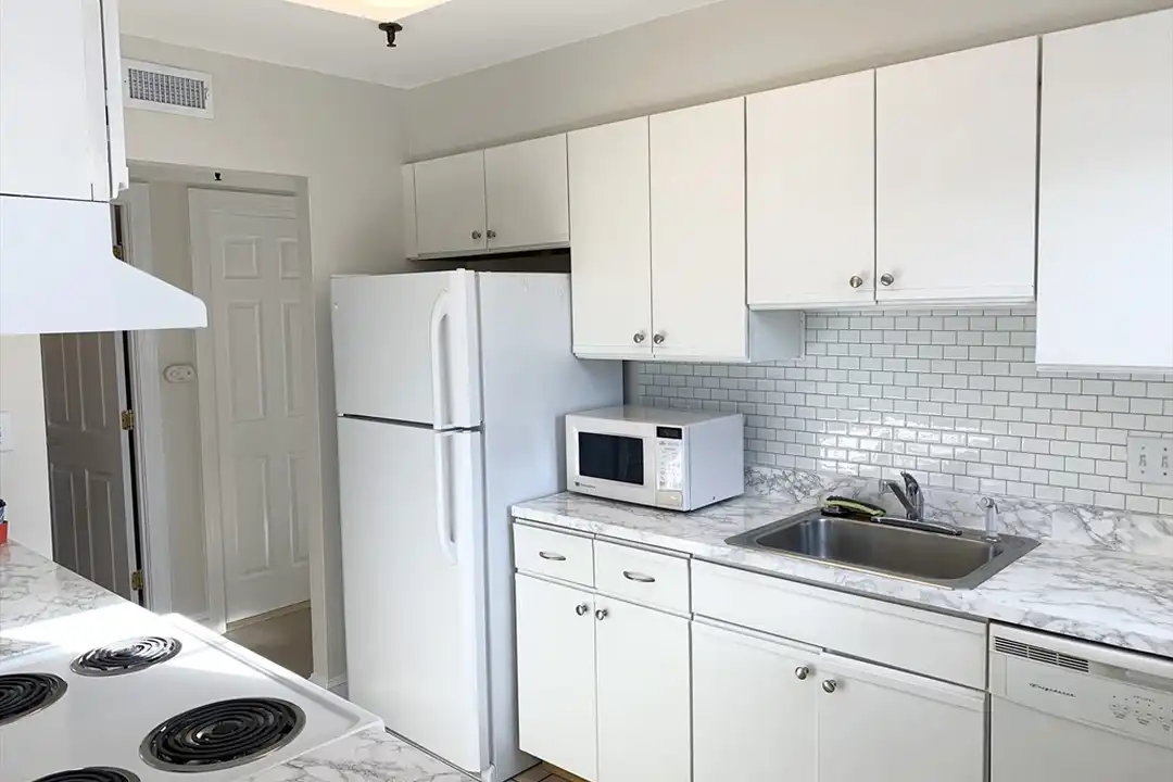 Apartment in Boston, Back Bay - View 4