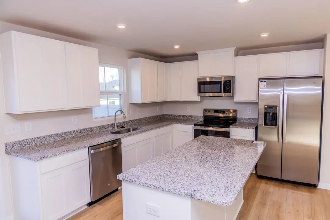 327 White Birch Rd - More