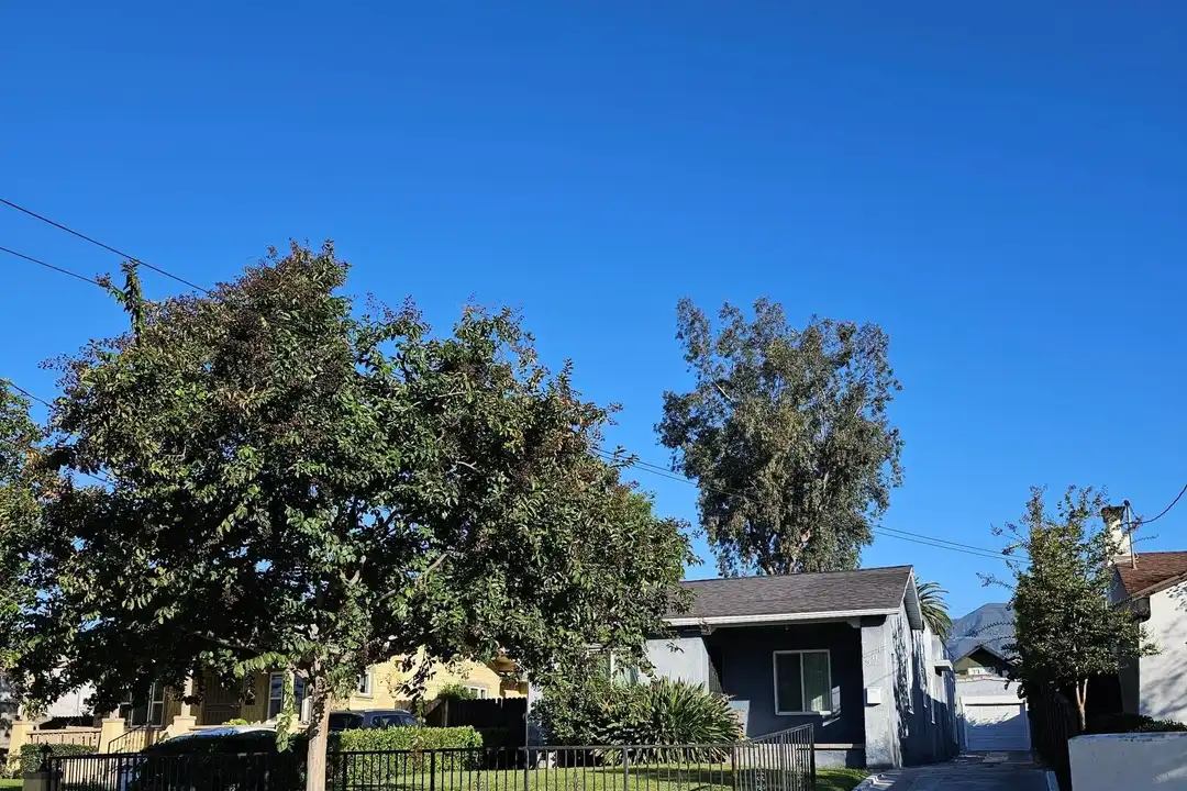 House in Pasadena - View 2